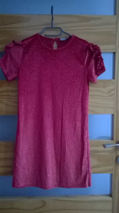 Sukienka z połyskiem