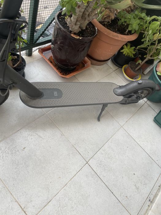 Vendo trotinete eletrica preço negociavel