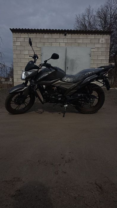 Мотоцикл lifan sitir 200
