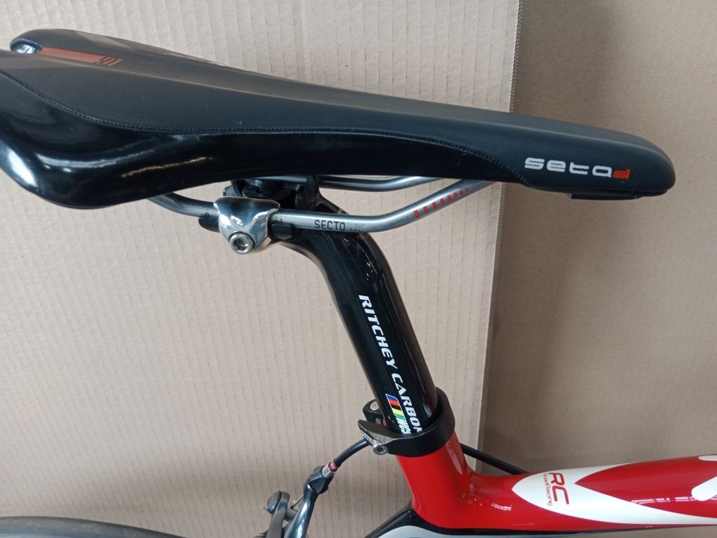 Szosowy rower Kellys URC 7.9