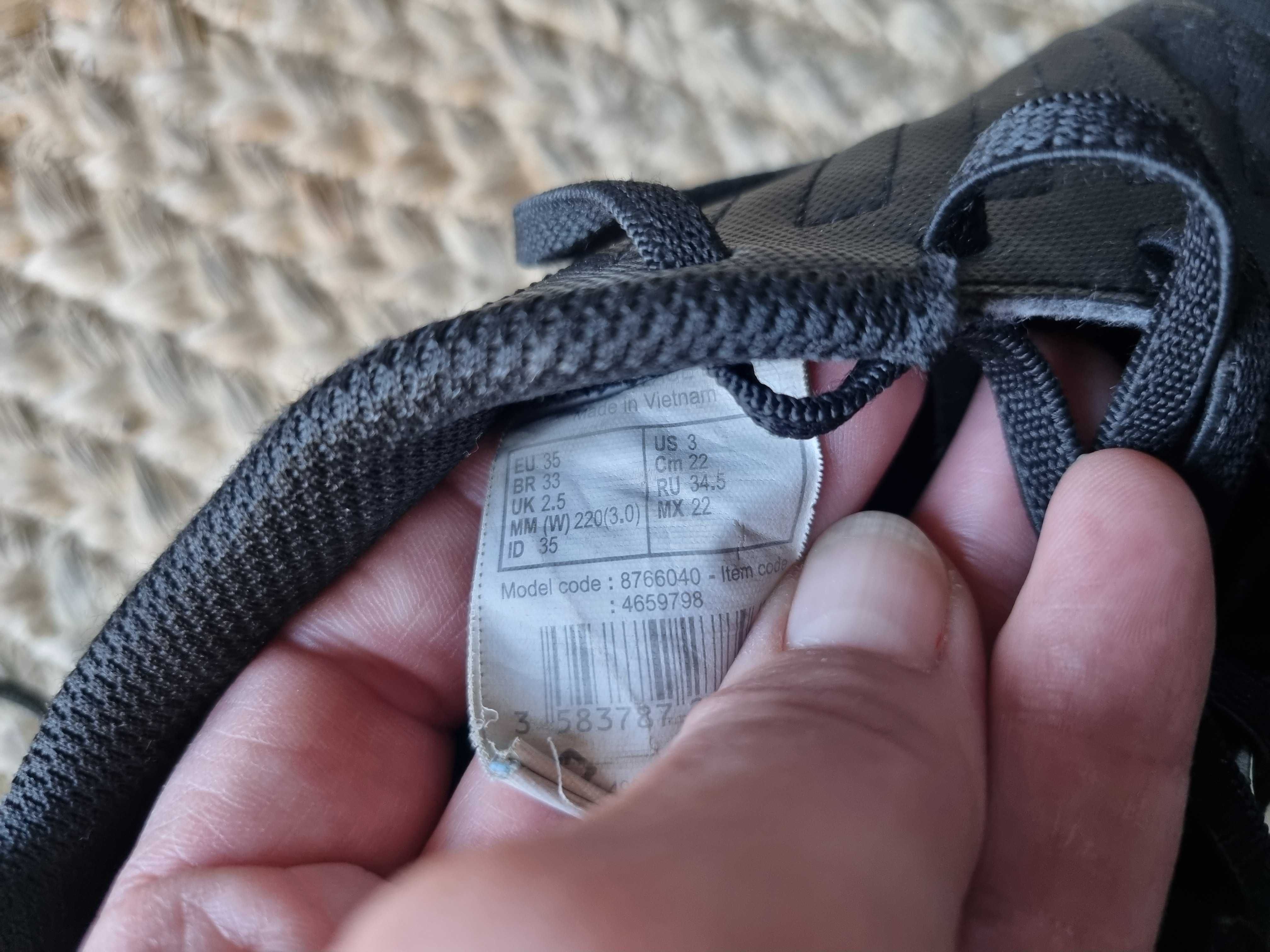 Korki, buty do piłki nożnej rozmiar 35