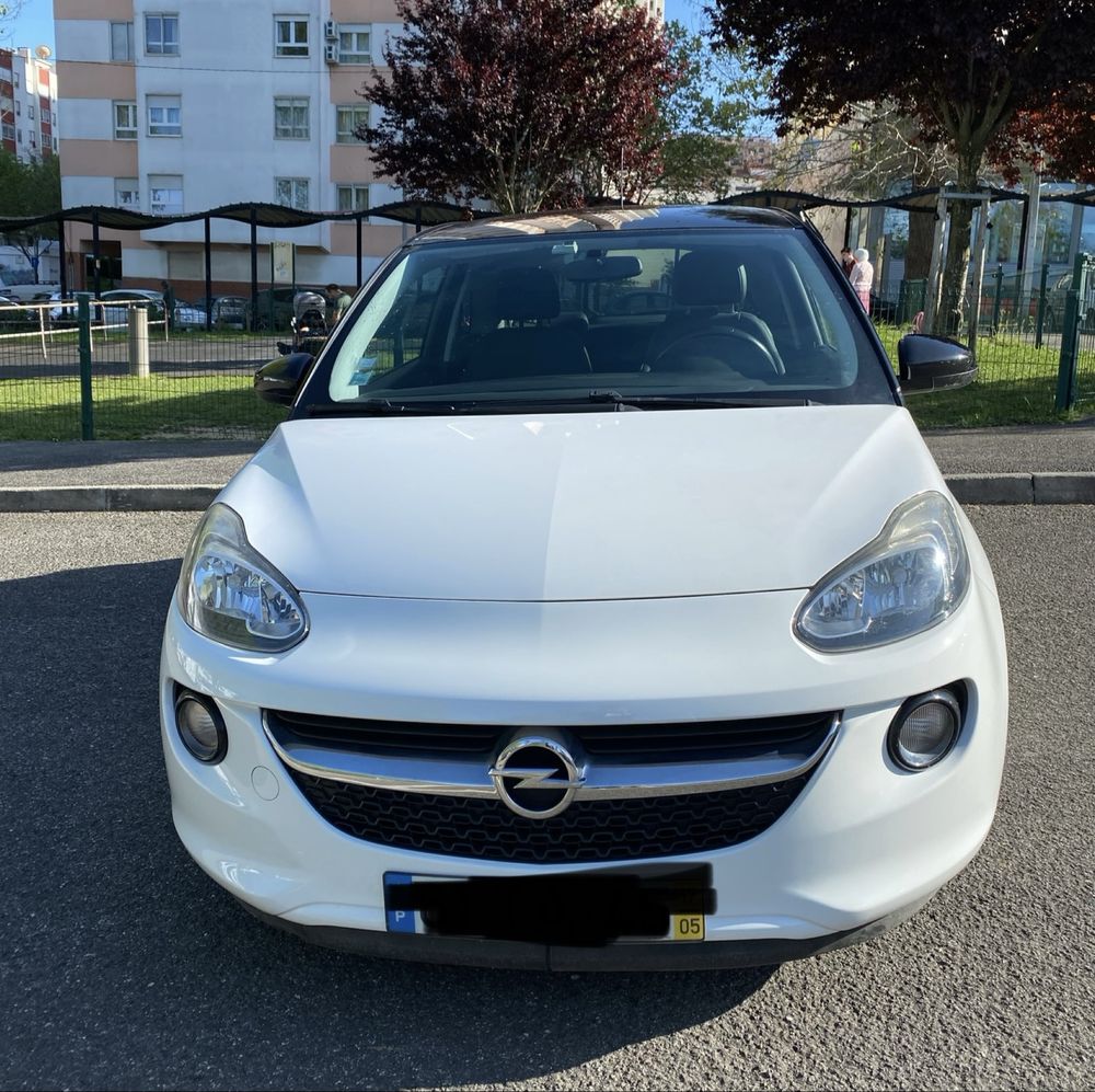 Opel adam em excelente estado