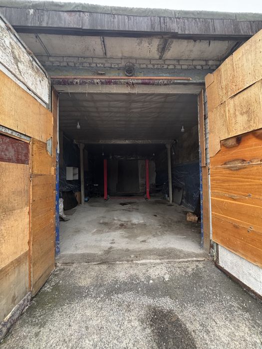 Сдам бокс с подьемником