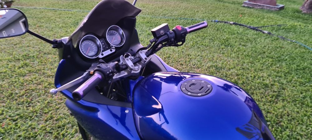 Suzuki bandit gsf 600s impecável pintada há 2 anos