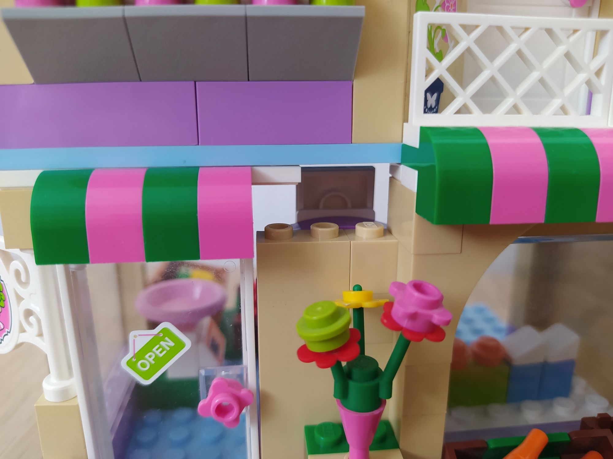 LEGO Friends - sklep z domem