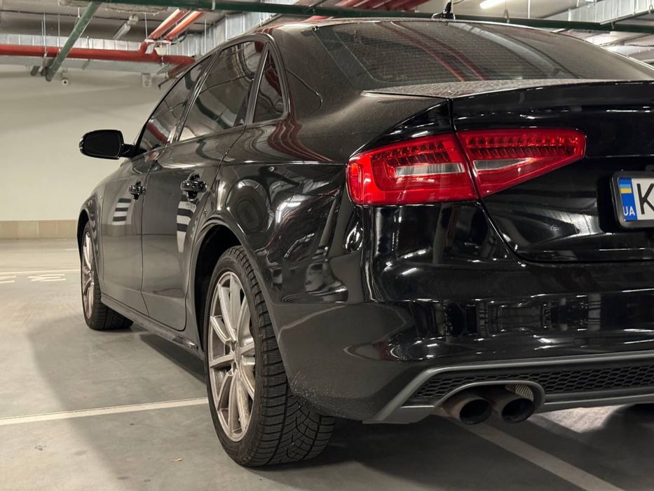 Продам Audi A4 Quattro