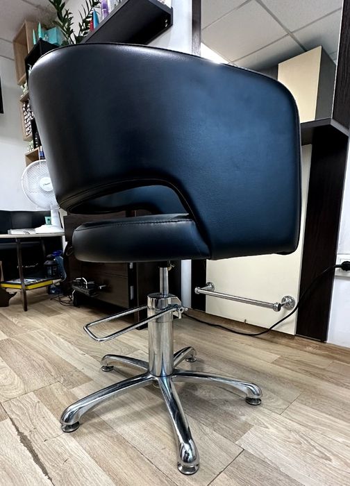 Крісло перукарське