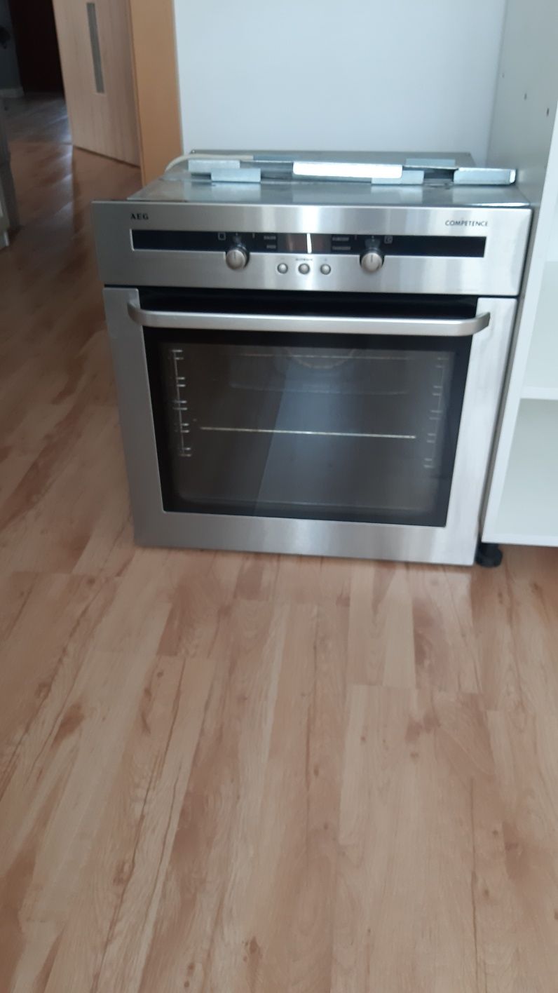 Piekarnik pod zabudowe.