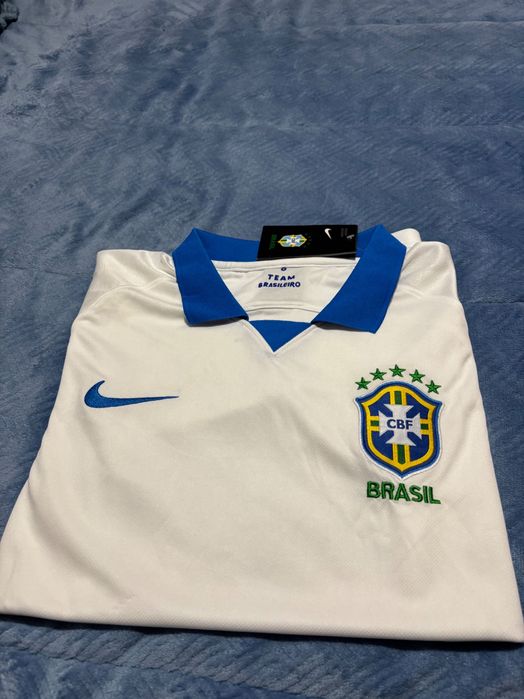 Camisola do Brasil branca