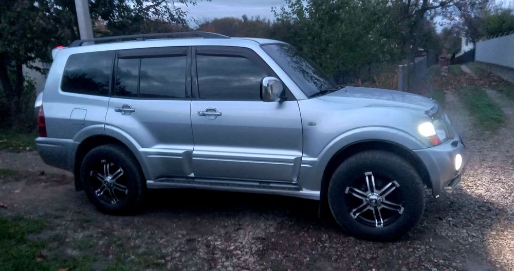 Mitsubishi Pajero Wagon 3