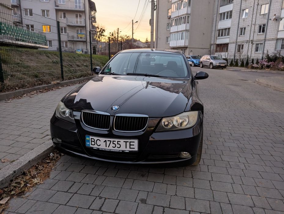 BMW 3 series E90 318i