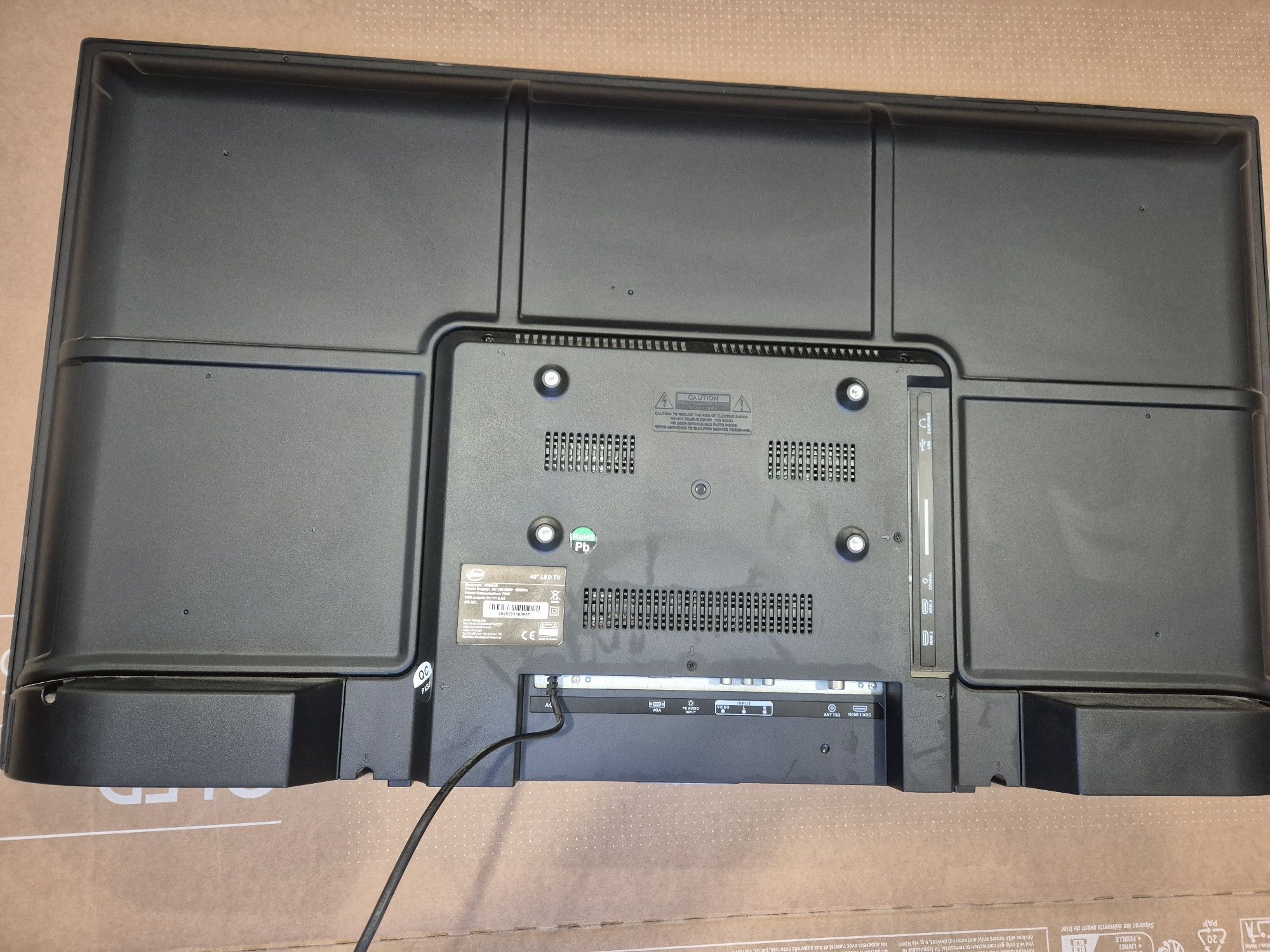 Vendo tv como nova