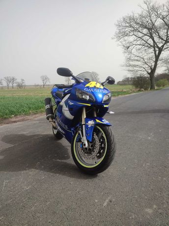 Yamaha R1. Polecam!