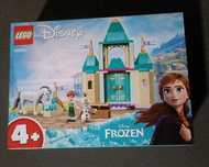 Lego - Disney - 43204 - Anna and Olaf's Castle Fun