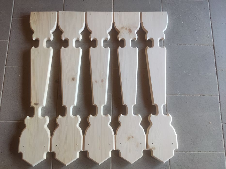 Sztacheta ozdobna stylowa drewniana balkonowa