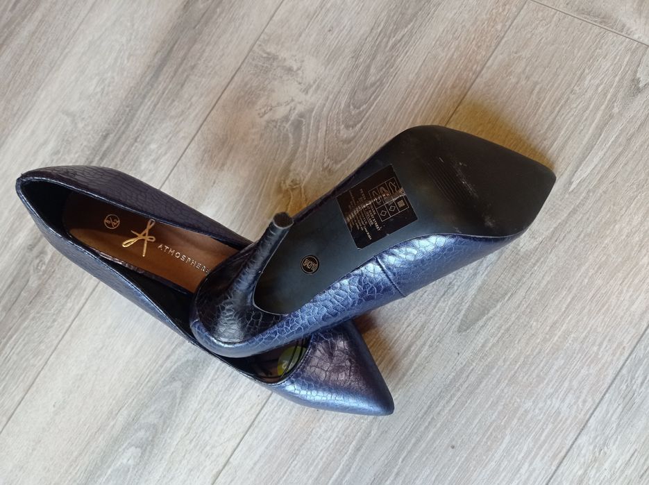 Туфлі лодочки нові 42