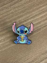 Брошь (значок) Stitch