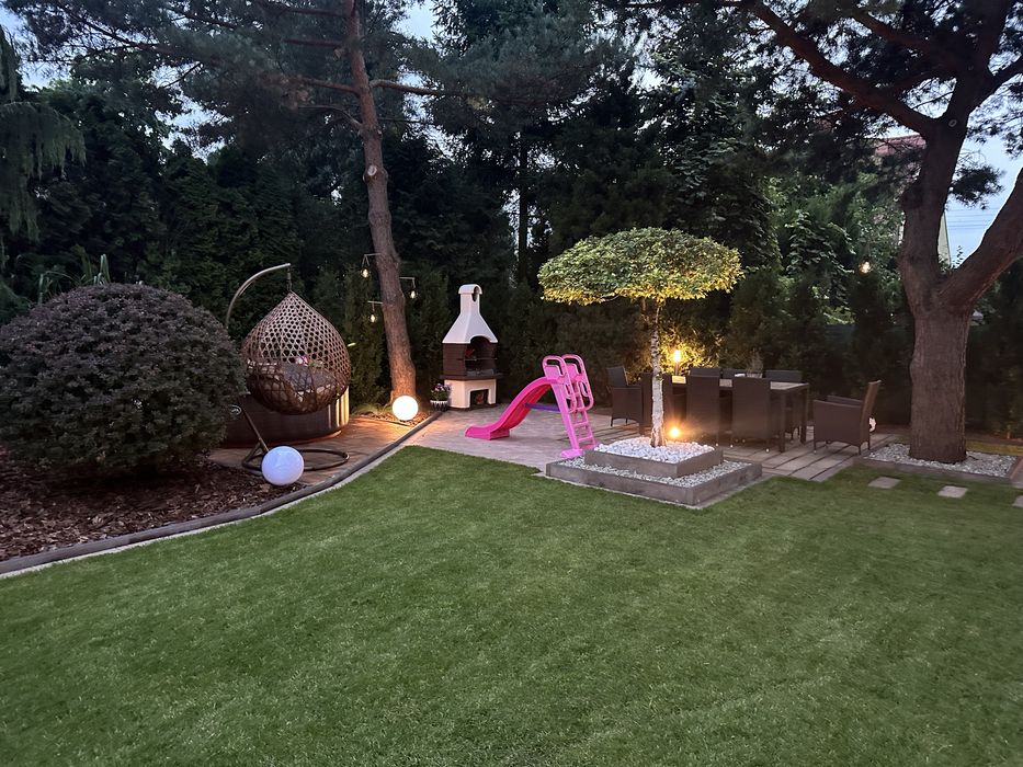 Zakładanie trawników, automatyczne systemy nawadniania, roboty koszące