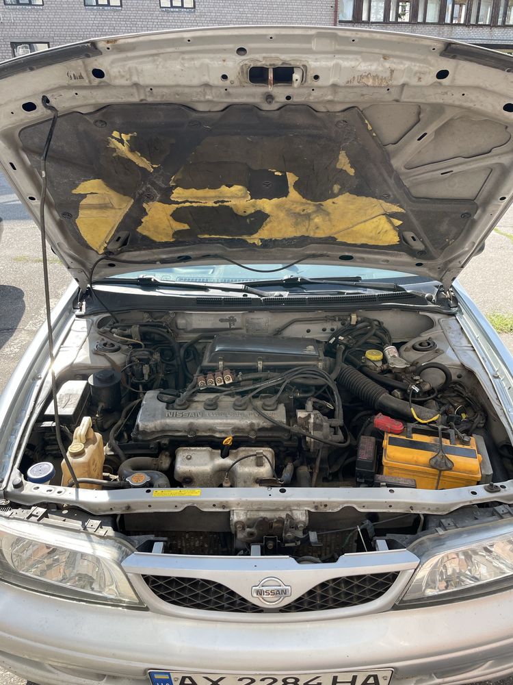 Nissan Almera 1998