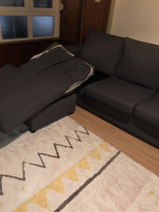 Sofá com marcas de uso