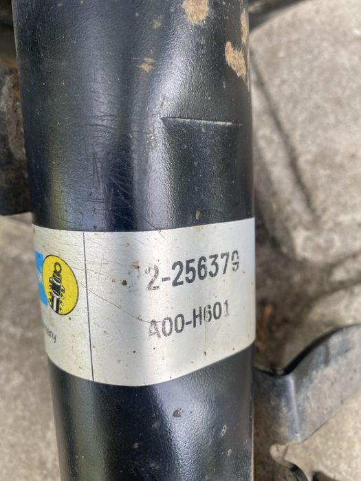 Продам армотизатор передний BILSTEIN Германия