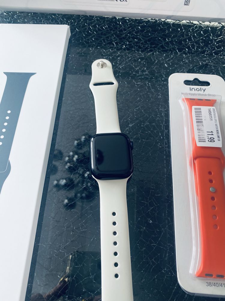 Jak Nowy Apple Watch 7 GPS 41mm