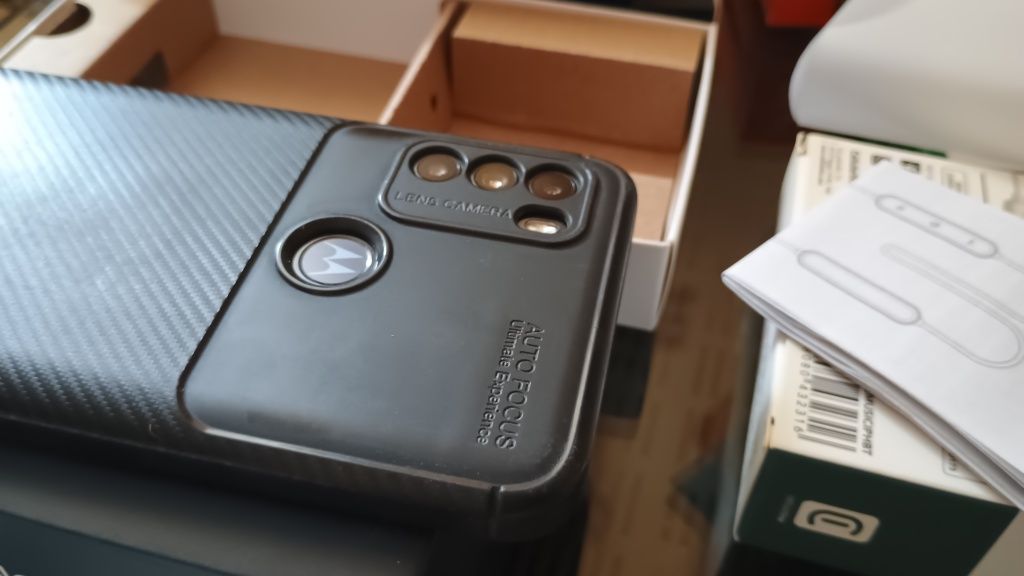 Motorola G50 + głośnik bluetooth +