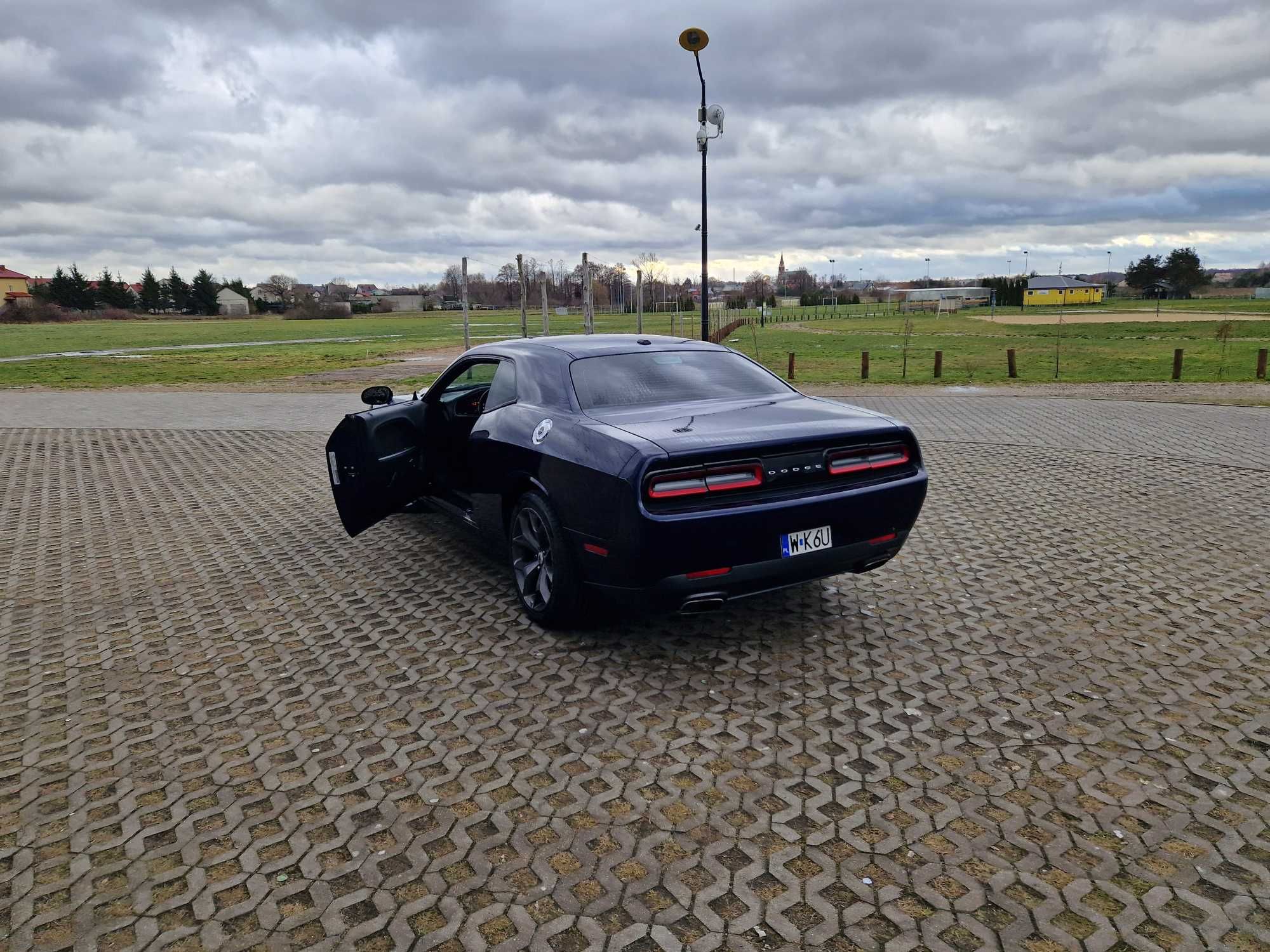 Dodge challenger 3.6. 1 wlasciciel w kraju. ZAMIANKA ?