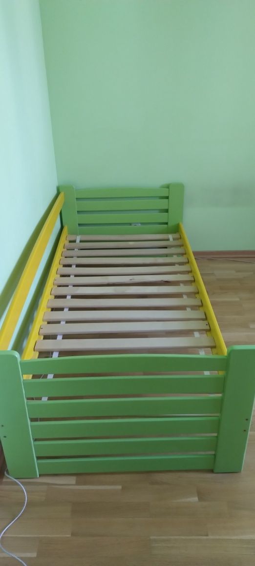 Ліжко дитяче 90*200