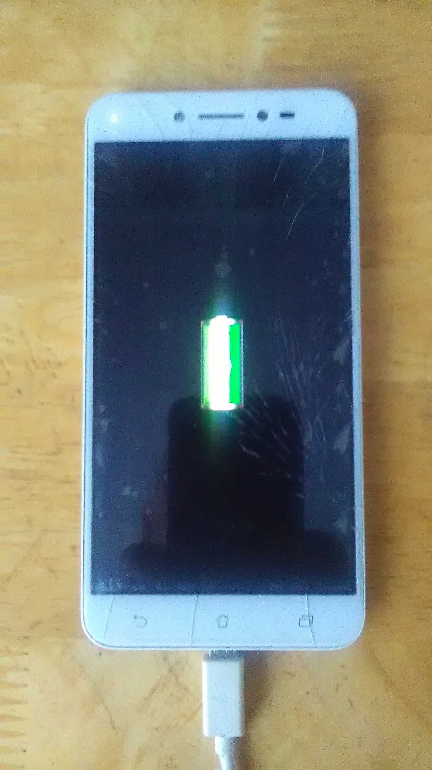 Telefon ASUS Zenfone