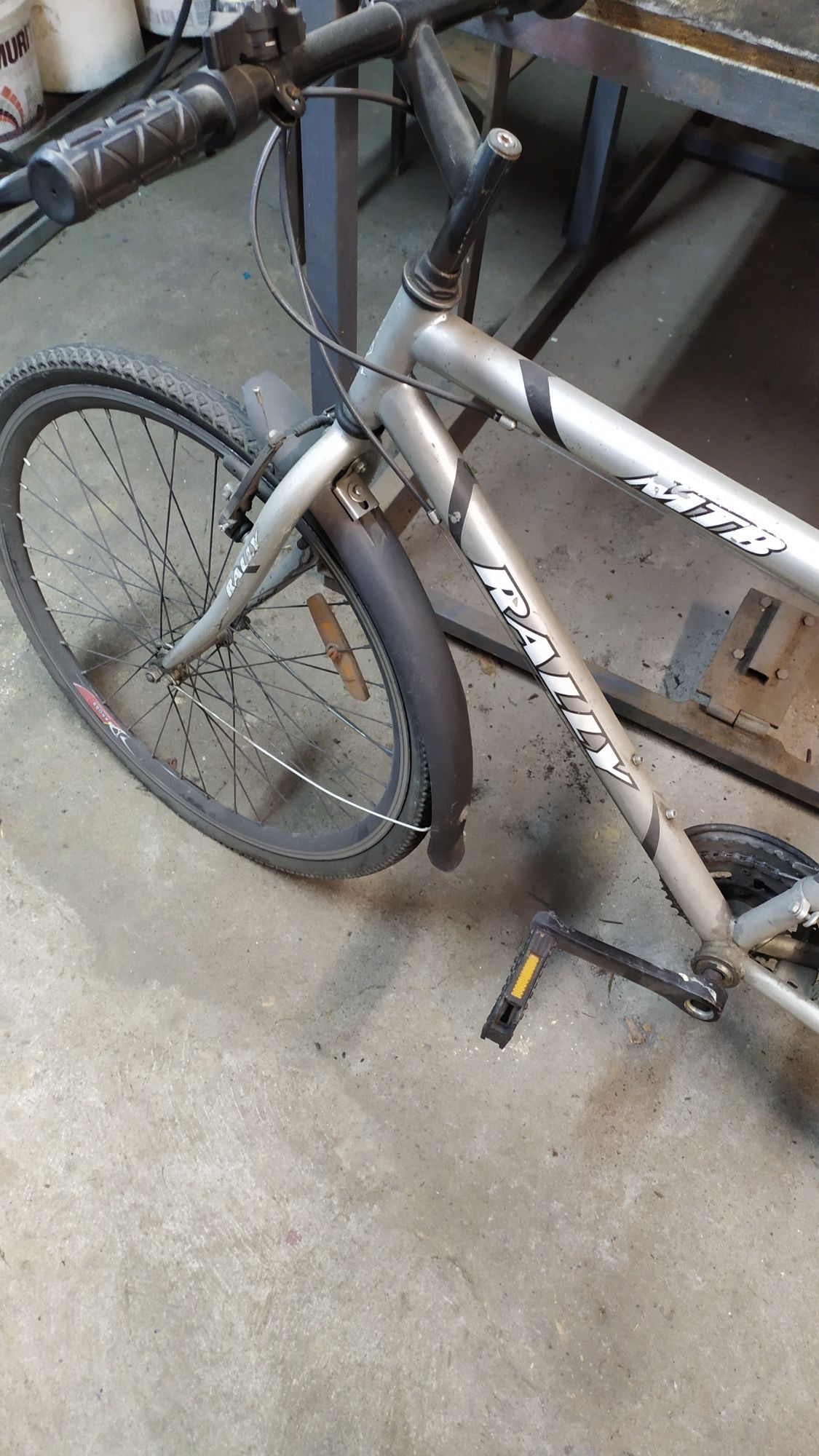 Rower z przerzutkami MTB