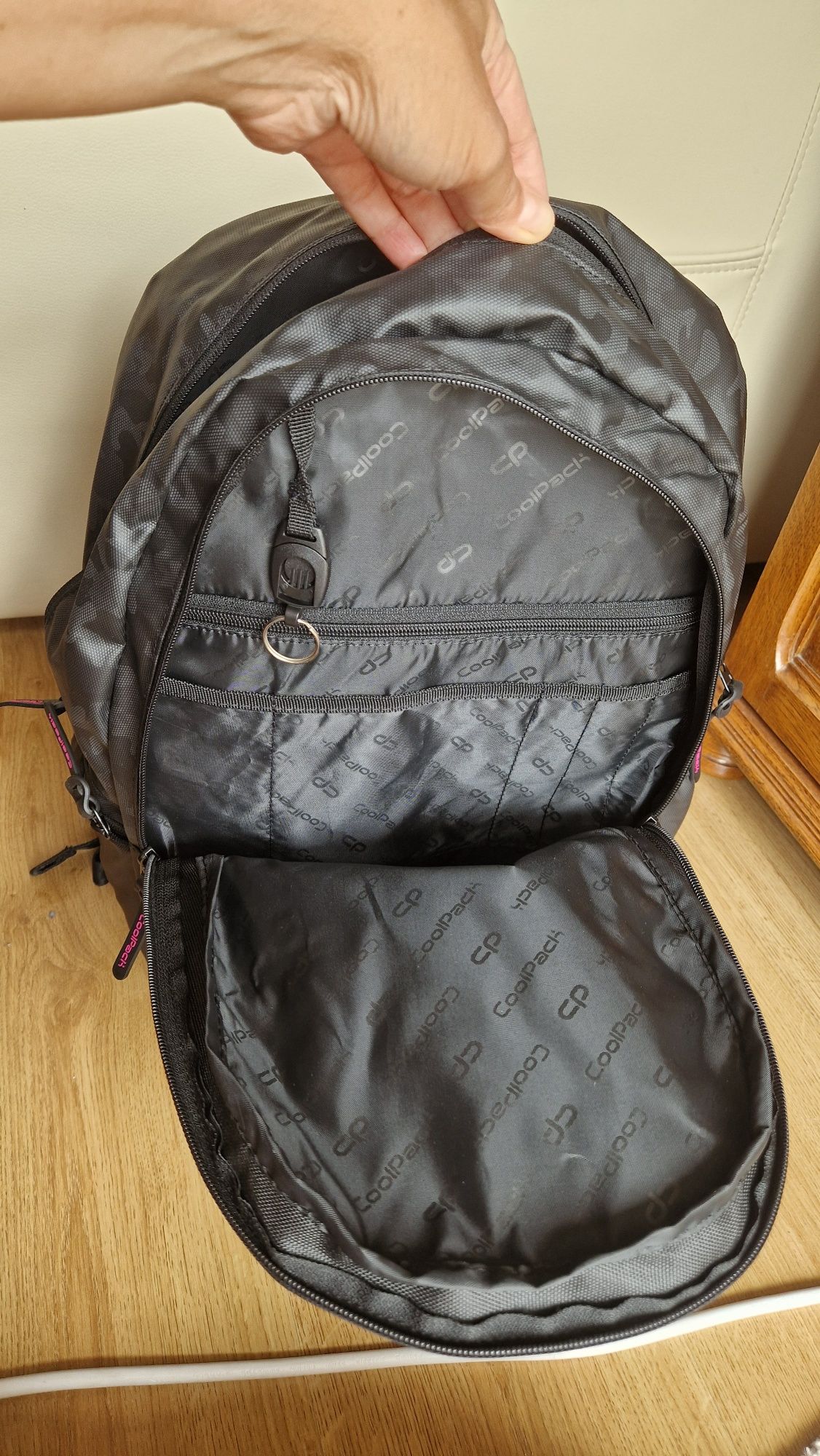 Plecak szkolny Cool Pack Impact II 27 litrów czarno szary