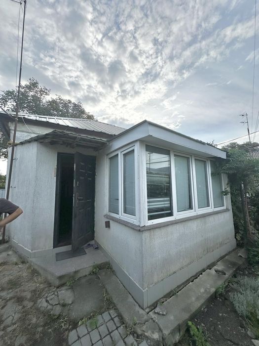 Продам часть дома  Ковалевка