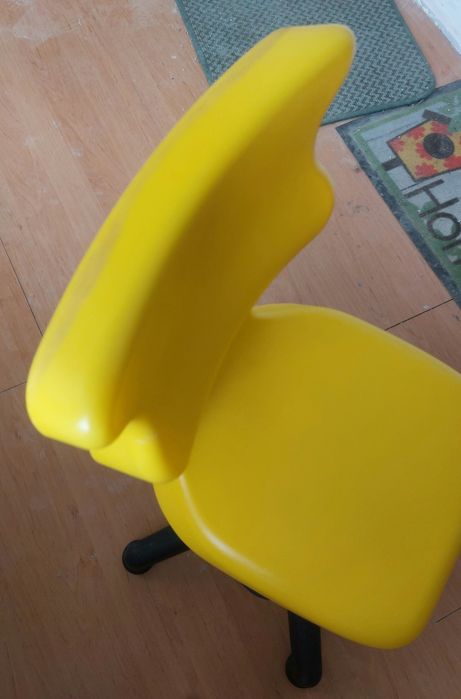 Entelo krzesło do biurka TWIST rozm. 3
