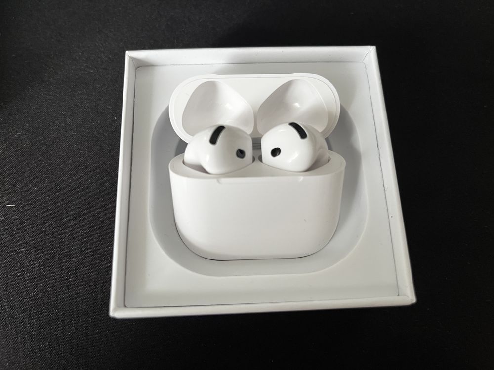 Sluchawki Airpods 4 (ANC)