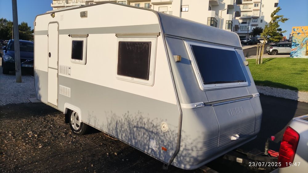 Caravana autónoma legalizada