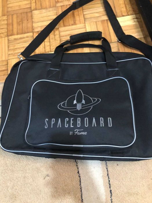 Pedalboard Spaceboard by Fame para pedais e pedaleiras 41x30cm