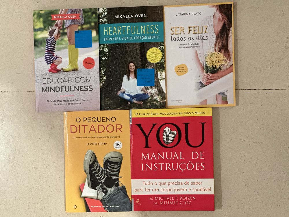 Livros variados  5 € cada