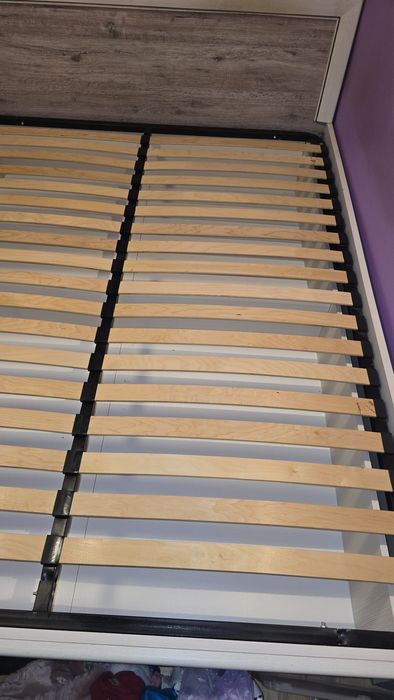 Łóżko z materacem oraz toperem Olivia