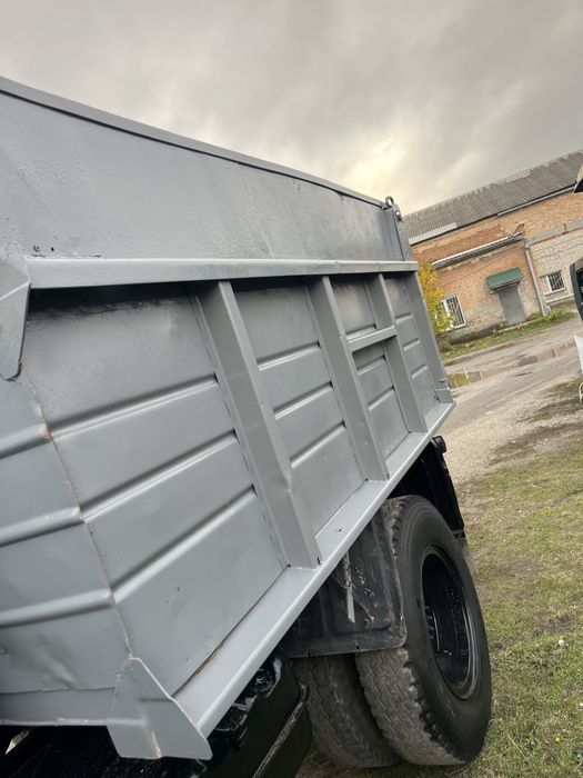 Зил самоскид коротиш