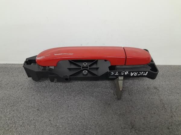 Puxador porta trás esquerdo NISSAN Micra III (K12)