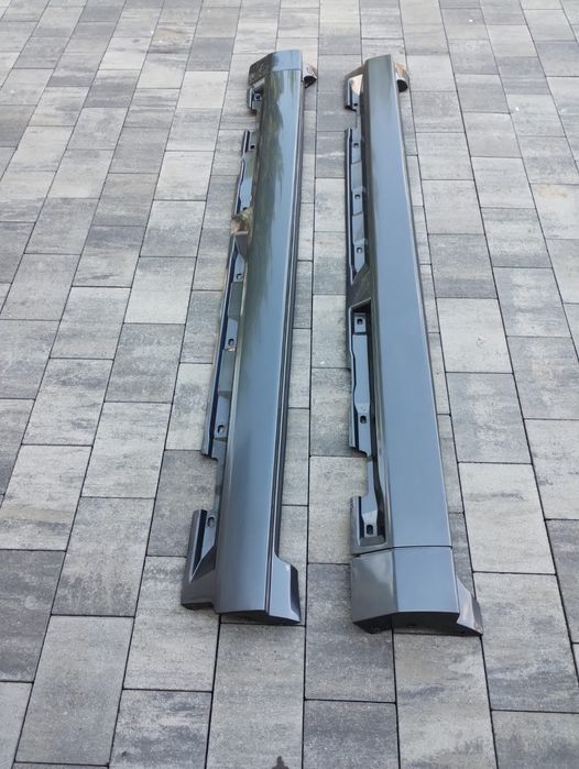 Volvo v50 ,Вольво в50 r design Накладки на пороги, губа бампер