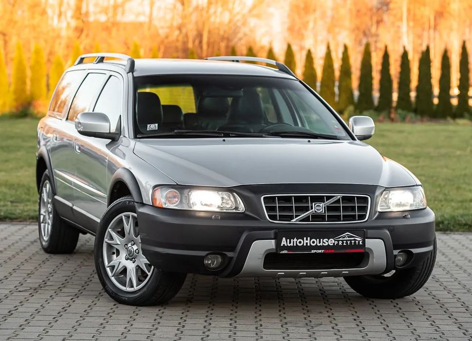 Volvo XC 70 2.5 AWD 210KM 7-Osobowy/Skóra/Xenon/Serwis/Zadbany.