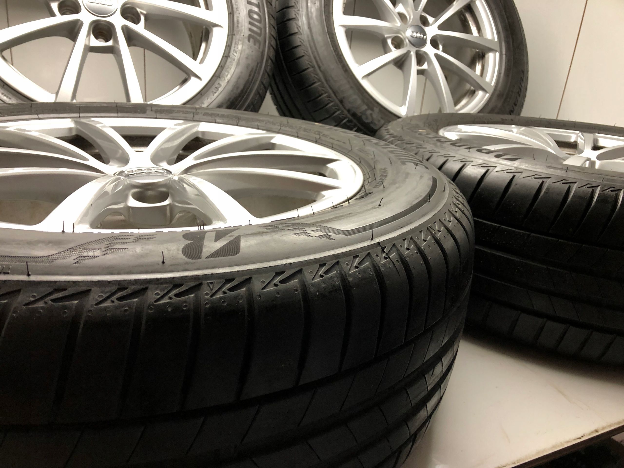 Kola Felgi 17 Audi 4K0 A4 A5 s Line 7.5 ET36 Ideal