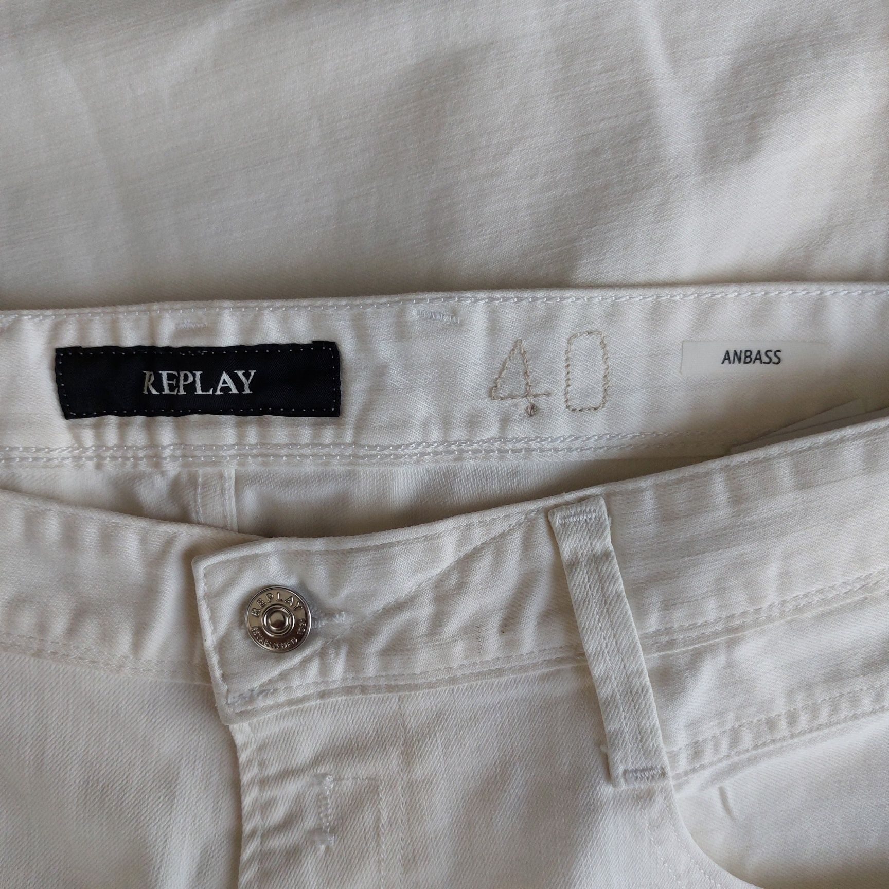 Spodnie jeansowe Replay Anbass, slim fit M914, Biały, roz. 40