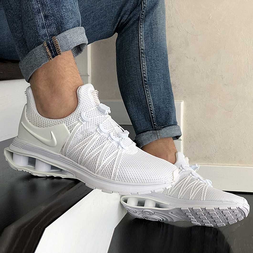 Кросівки Nike Shox Gravity · розміри: 41, 42, 44, 45, 46