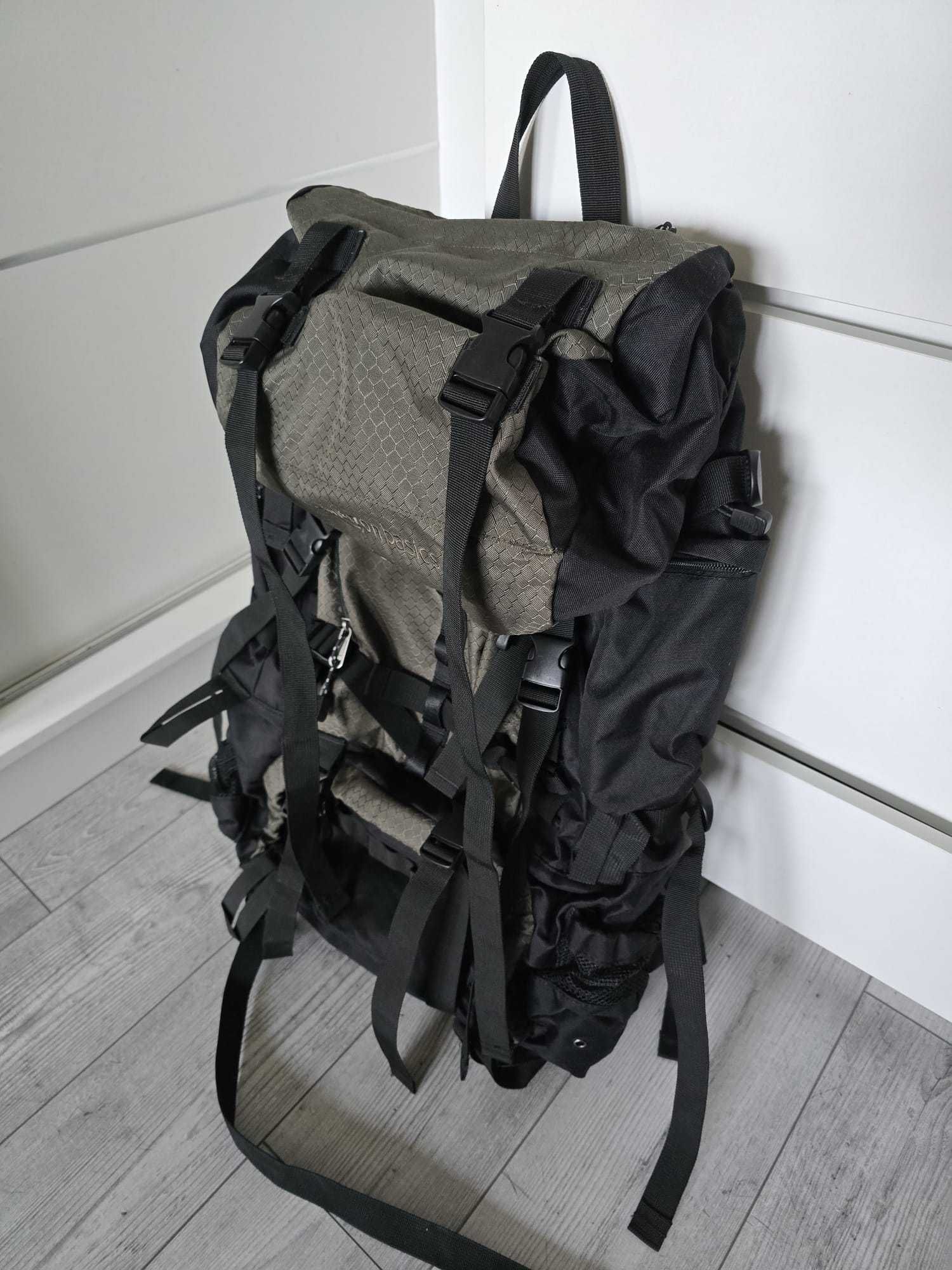 Amazon Basics – plecak turystyczny 75l