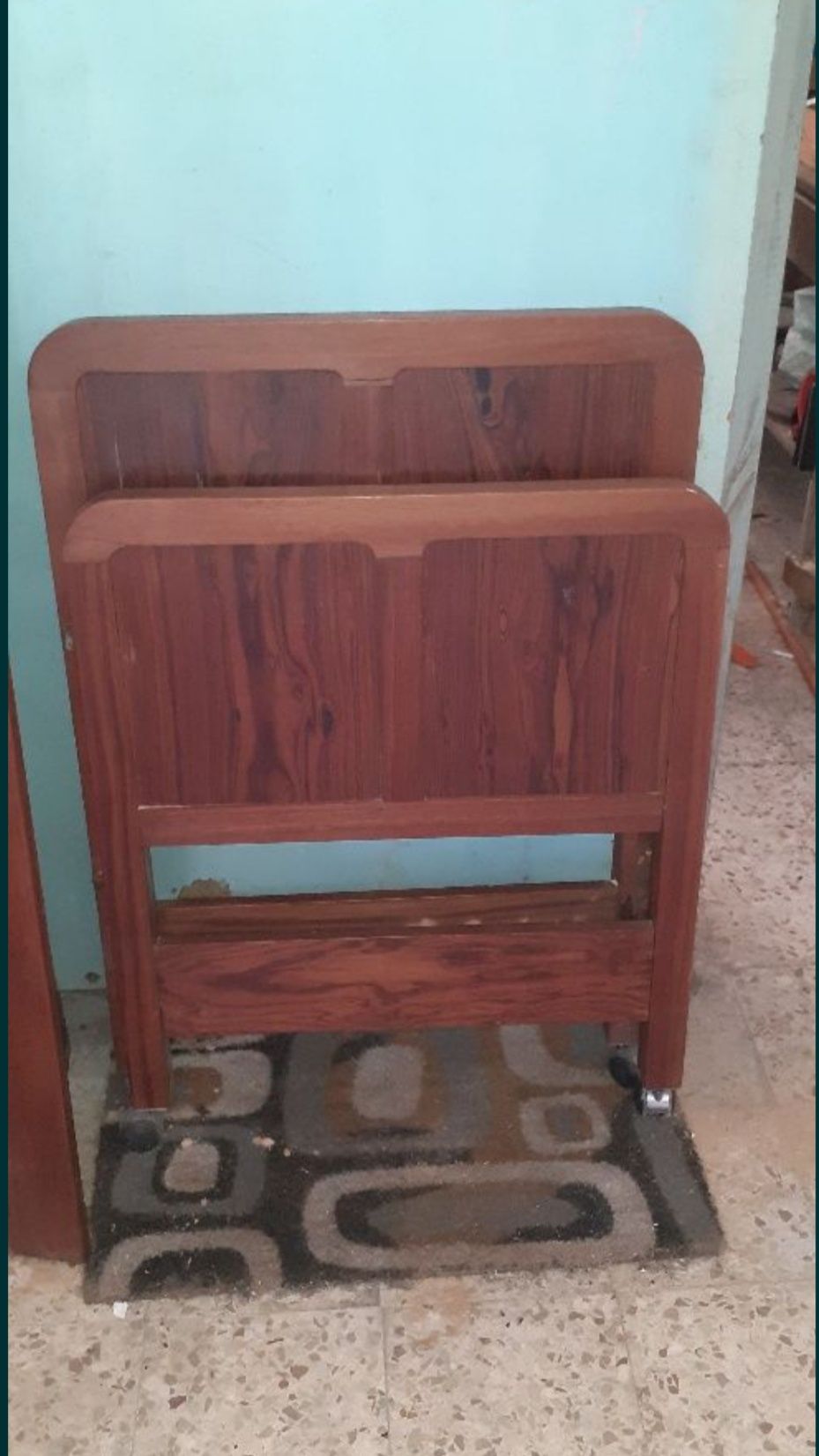 Cama de grades para criança. Anos 40.