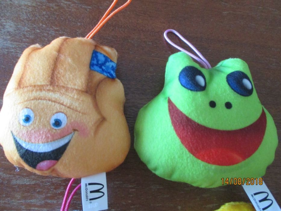 Colecção de 9 almofadinhas para penduraar do Mcdonald