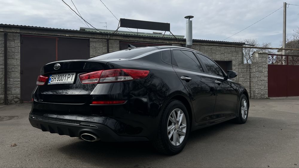 Kia optima знаходиться в Одесі